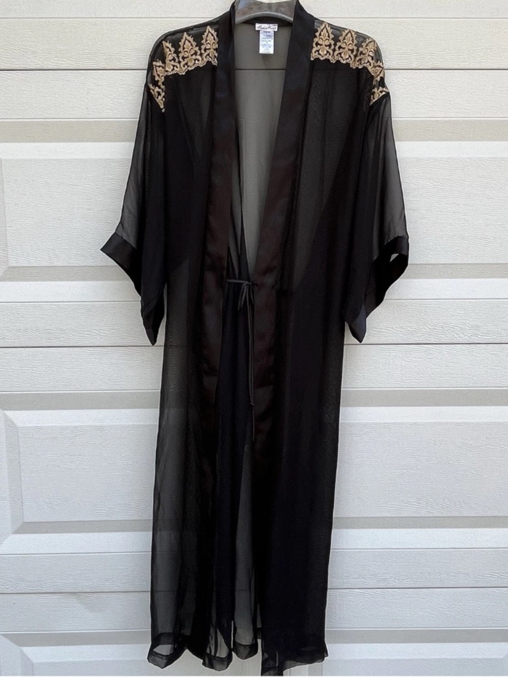 Vintage Secret Treasures Long Black Gold Embroidered Duster Robe Size Large